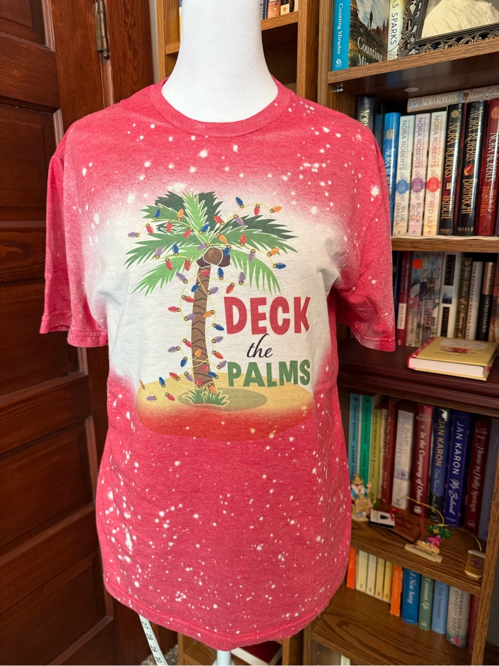 Gildan Softstyle Medium Christmas
Palm Tree Bleached T-Shirt